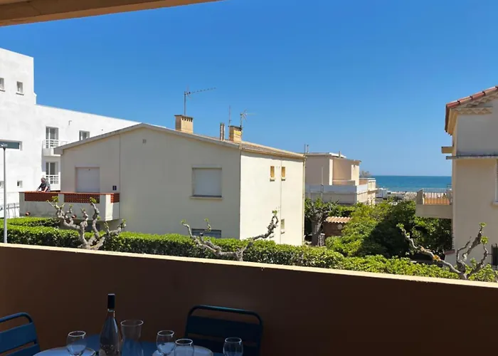 T2 Vue Mer, Balcon, Parking * ناربون بلاج